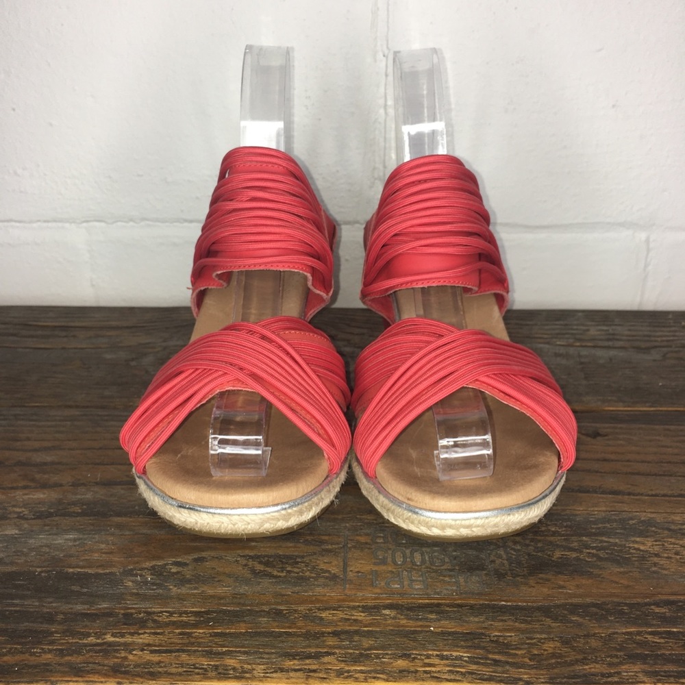 Ugg Hilarie Open Toe Sandal Wedge Red - image 2